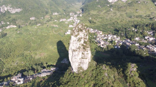 纳雍县属于哪个市