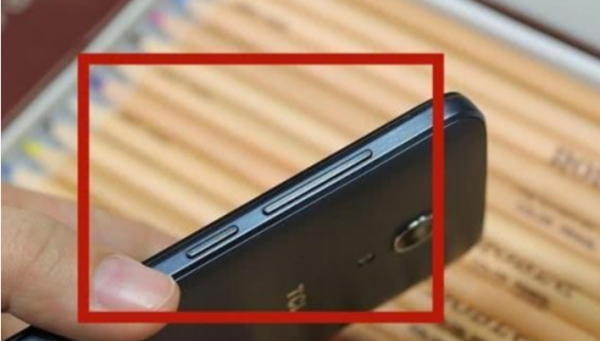 手机反复重启是什么原因