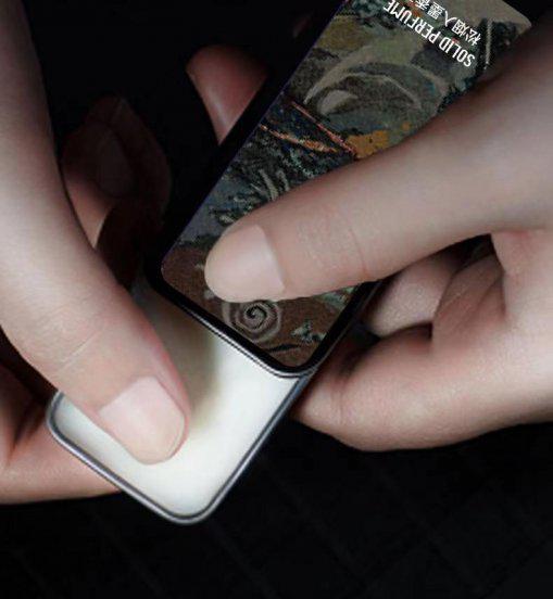 香膏和香水哪个好