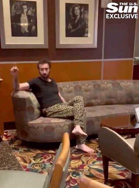 尼古拉斯凯奇怎么破的产