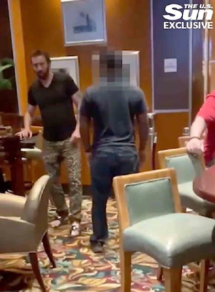 尼古拉斯凯奇怎么破的产