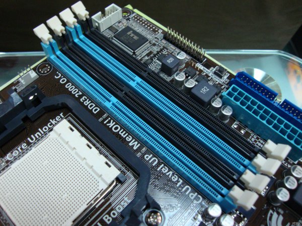 电脑主机开不了机是什么原因