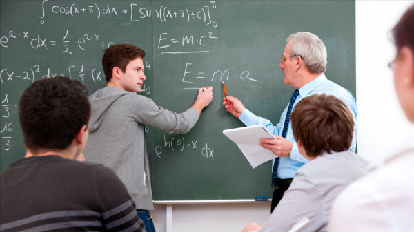 现在高考难还是中考难