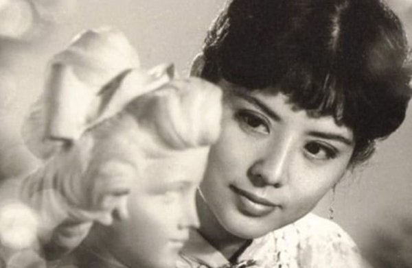 李连杰前妻黄秋燕现状如何