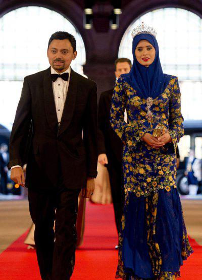 文莱在地图上哪个位置