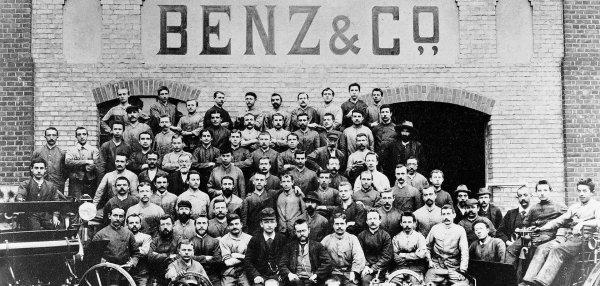 世界上第一辆汽车是什么品牌