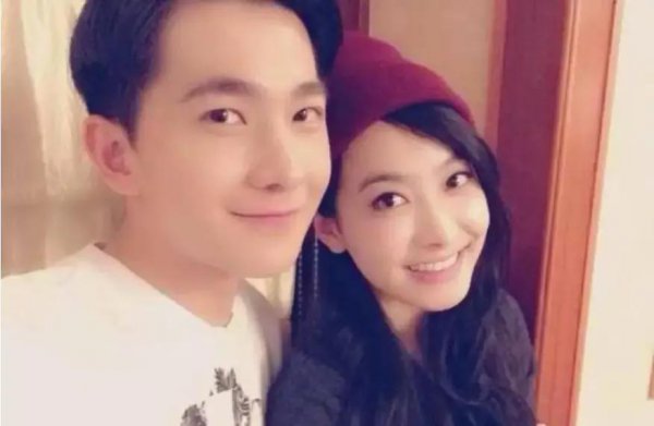 演员杨洋和谁谈过恋爱
