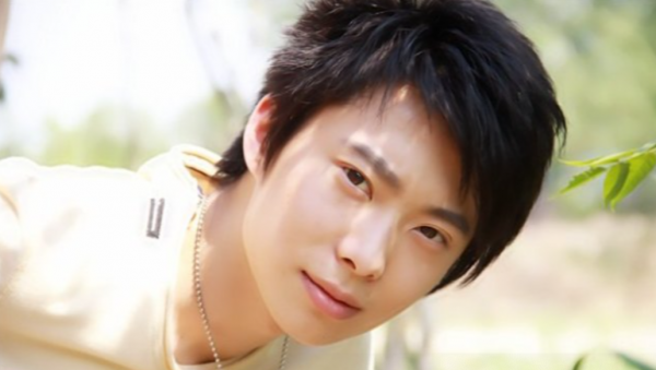 李成儒的个人资料简介