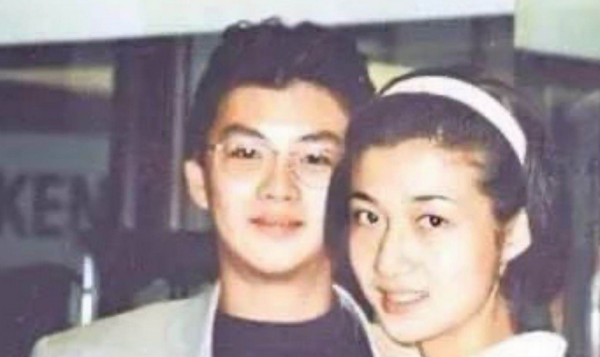 谢霆锋经纪人是谁