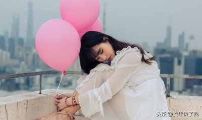 刚加上女生微信怎么展开话题 刚加女生怎么开启话题聊天