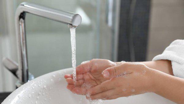 读卫校的费用一年多少钱