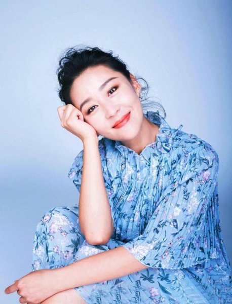 罗晋前女友苗圃的个人资料