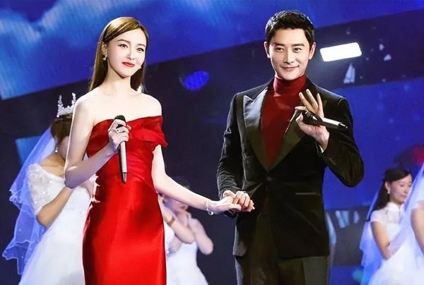 罗晋前女友苗圃的个人资料