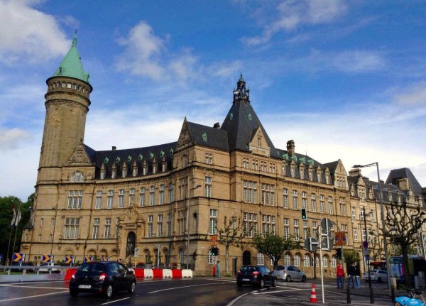 卢森堡为什么富裕