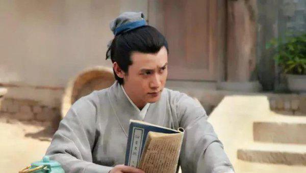 一门三父子指的是谁