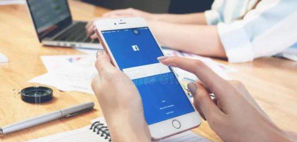 苹果x莫名其妙黑屏无法打开怎么强制重启