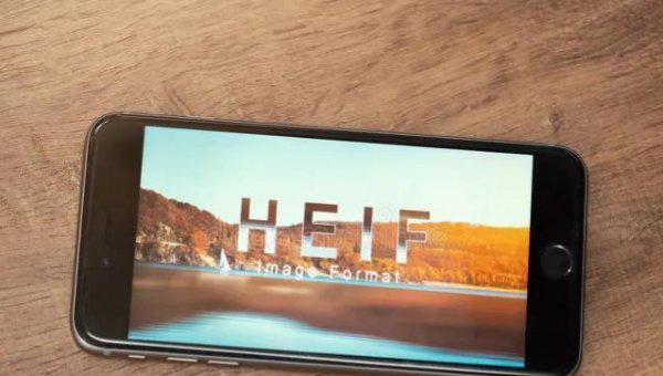 苹果x莫名其妙黑屏无法打开怎么强制重启