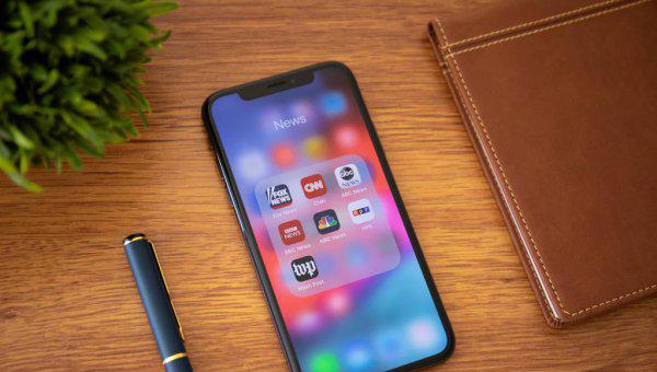 苹果x莫名其妙黑屏无法打开怎么强制重启