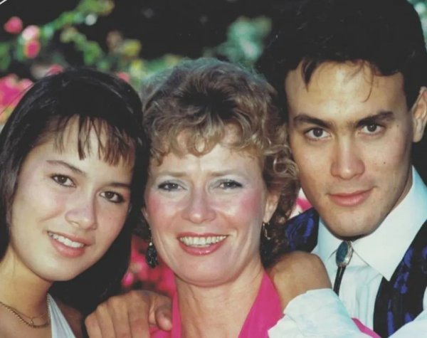 李香凝个人资料简介