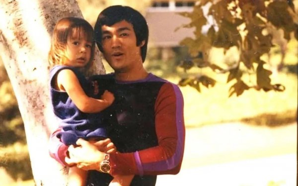 李香凝个人资料简介