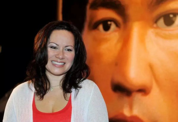 李香凝个人资料简介