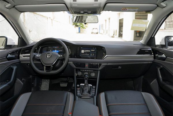 速腾和朗逸哪个车比较好