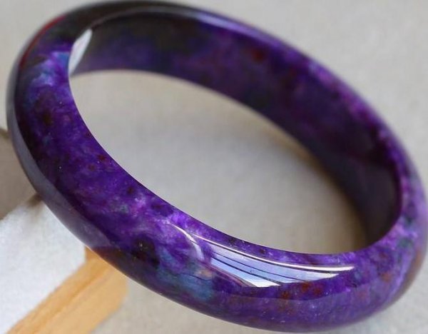 紫云母是什么材质做的