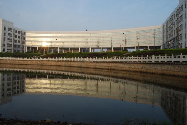 华中科技大学在哪个省份