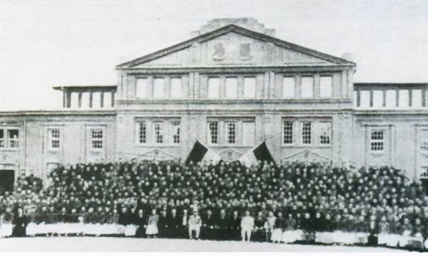 1916年发生的历史事件