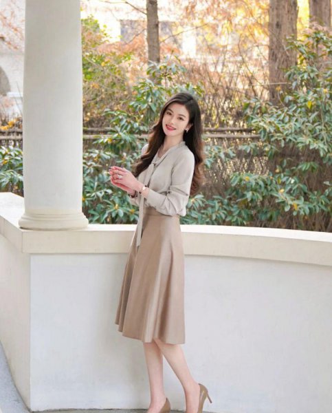 驼色显白还是显黑呢