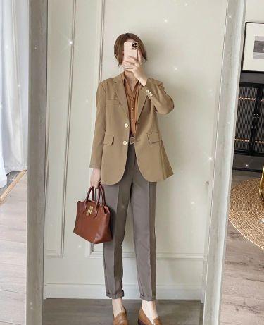 驼色显白还是显黑呢