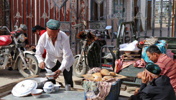 新疆巴楚县属于哪个市