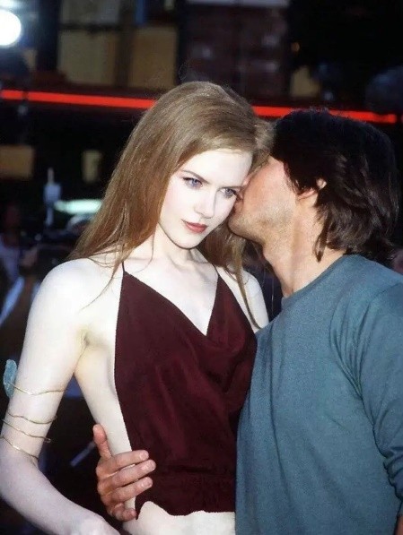 妮可基德曼和阿汤哥为什么分手