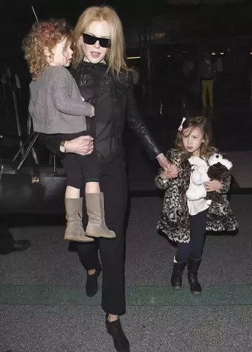 妮可基德曼和阿汤哥为什么分手