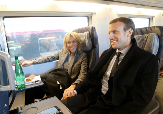 法国总统老婆比总统大几岁