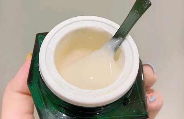 过期的眼霜还能做什么用