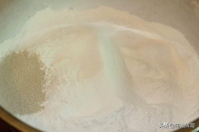 发酵粉的主要成分是什么 酵母粉和发酵粉有哪些区别