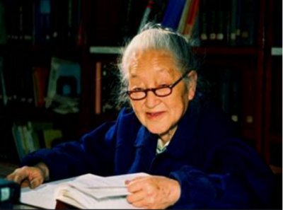 何泽慧先生是谁 我国著名物理学家何泽慧的辉煌人生