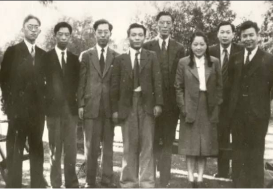 何泽慧先生是谁