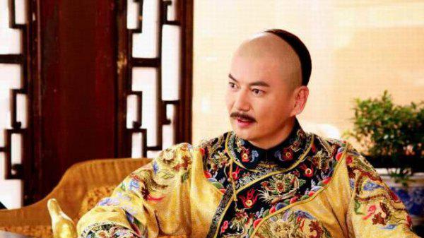 爱新觉罗胤礽是康熙第几子