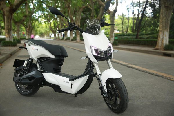 电动车800w和1200w哪个好