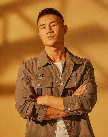 谢孟伟妻子郭珊珊介绍