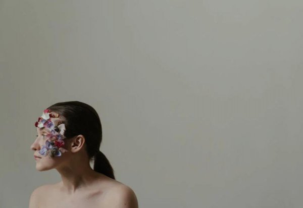 如何克服社交恐惧症不敢说话