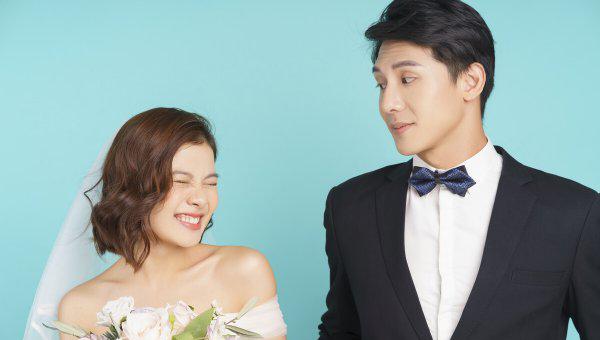 细节发现已婚男女关系不正常