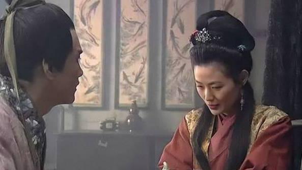 丁海峰和王思懿在一起过吗