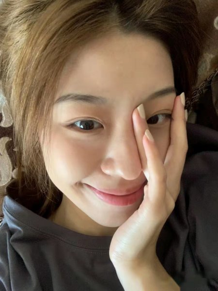 晚上用护肤品对皮肤好还是不好