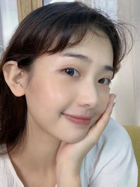 晚上用护肤品对皮肤好还是不好