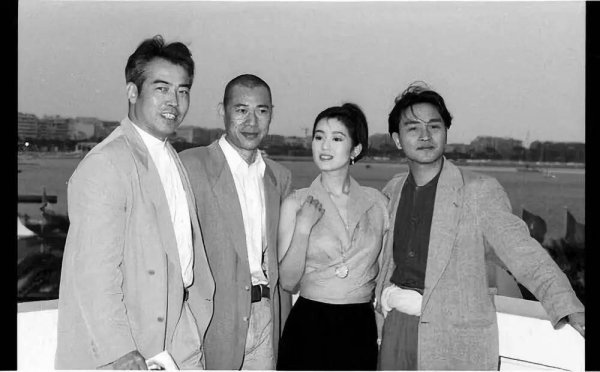 张国荣什么原因怎么走的