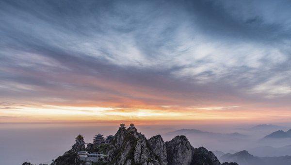 河南老君山在什么地方