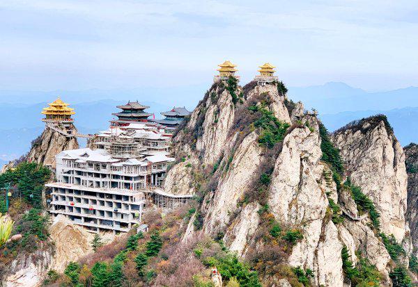 河南老君山在什么地方